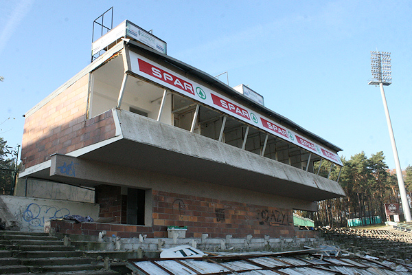 Remont stadionu żużlowego (I)