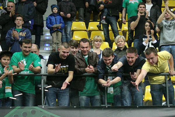 Kibice na meczu Stelmet ZG - Montepaschi Siena