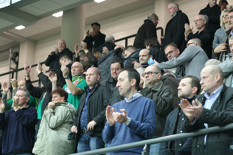 Kibice na meczu Stelmet - Unics