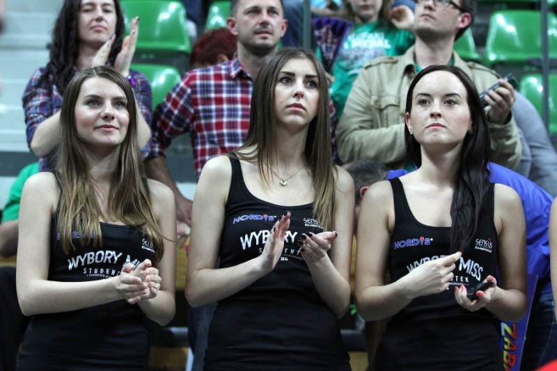 Kibice na meczu Stelmet - Trefl 79:75