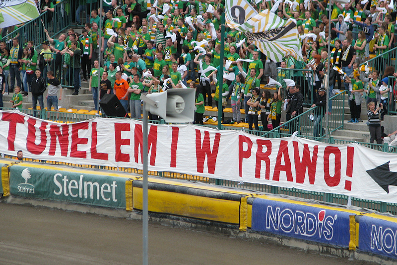 Oprawa meczu z KS Toruń