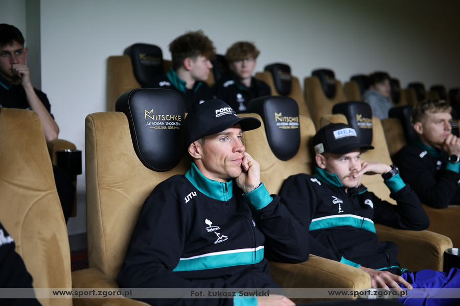 Spotkanie żużlowców Stelmet Falubazu z kibicami w Hot Shots